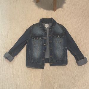 Love tree denying jean jacket!